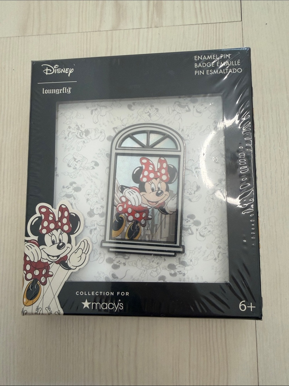 Sealed Loungefly Minnie Mouse Window Enamel Pin limited Edition